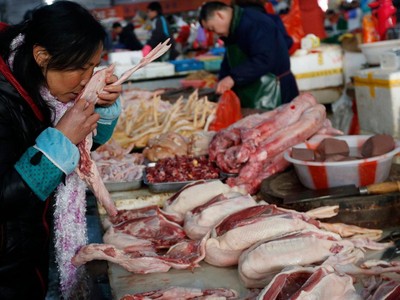 Thiết bị cầm tay kiểm tra độ tươi của thịt trong 10 giây