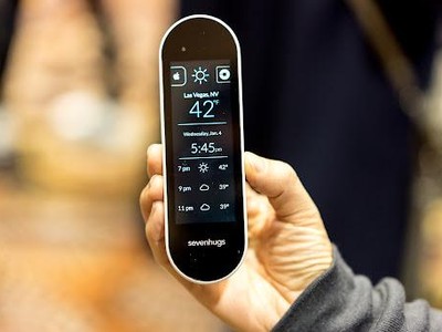 Điều khiển mọi thứ xung quanh bạn chỉ với 1 chiếc Remote