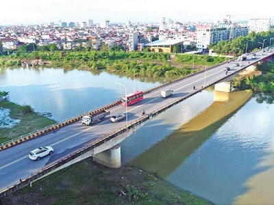 Cầu Xương Giang trên tuyến Hà Nội - Bắc Giang (Ảnh: Anh Tuấn - Báo Bắc Giang).