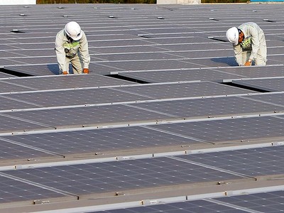 Các dự án năng lượng tái tạo đang mong chờ chính sách mới để phát triển.