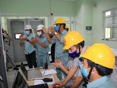 Giây phút hoà lưới thành công toàn bộ 80 MW