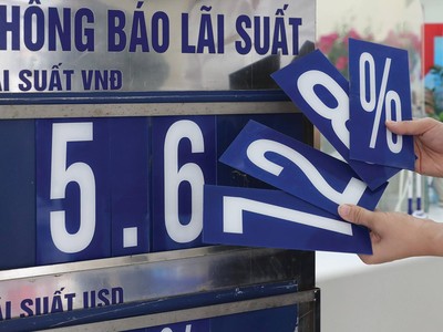 Thu nhập từ lãi là động lực dẫn dắt tăng trưởng lợi nhuận của nhiều ngân hàng trong 6 tháng đầu năm 2021. Ảnh: Dũng Minh