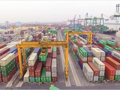 Doanh nghiệp đang rất cần được tháo gỡ khó khăn để duy trì sản xuất ổn định, hàng hóa được lưu thông thông suốt. Trong ảnh: Cảng Đình Vũ. Ảnh: Đ.T 