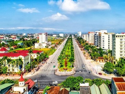 Việc phê duyệt đồ án nhằm từng bước hiện thực hóa mục tiêu trở thành một trong những đô thị trung tâm vùng Bắc Trung Bộ. Ảnh Thanh Hải