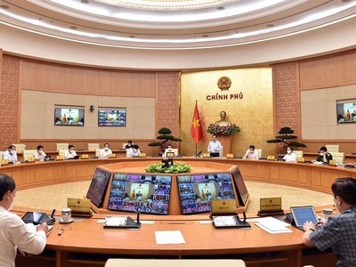 Hội nghị trực tuyến của Thường trực Chính phủ với một số địa phương sáng 15/8.