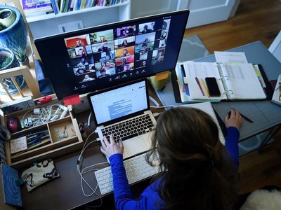 Bộ Thông tin và Truyền thông yêu cầu doanh nghiệp có nền tảng số phải bảo vệ thông tin, dữ liệu của khách hàng.