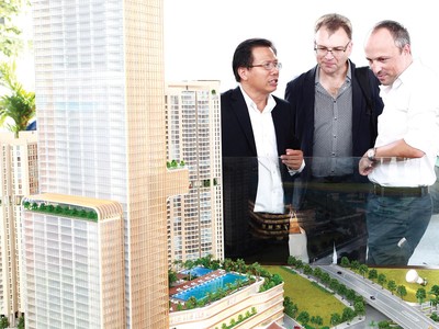 Các doanh nghiệp bất động sản có thể học hỏi lẫn nhau trong việc phát triển dự án thông qua sự hợp tác. Ảnh: Lê Toàn 