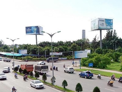 Dự án Trung tâm Văn hóa Tây Đô được qui hoạch nằm cặp bên đường Quang Trung, thuộc Khu đô thị Nam Cần Thơ (quận Cái Răng, TP. Cần Thơ)