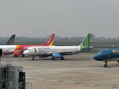 Theo khung giá vé máy bay nội địa hiện nay không có giá sàn, hoặc có thể hiểu giá sàn bằng 0.