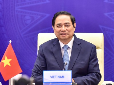 Thủ tướng Phạm Minh Chính dẫn đầu Đoàn Việt Nam tham dự Hội nghị (Ảnh: Nhật Bắc)