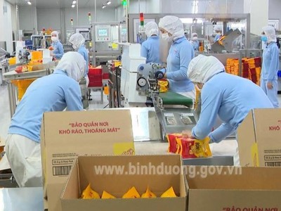 Người lao động làm việc tại nhà máy Orion, Bình Dương (Ảnh: Cổng thông tin tỉnh Bình Dương).