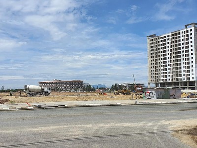 Thị trường địa ốc Đà Nẵng được dự báo sẽ khó khởi sắc trong những tháng cuối năm nay. Ảnh: Ngọc Tân