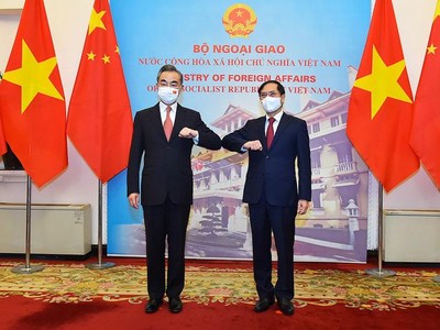 Bộ trưởng Ngoại giao Bùi Thanh Sơn tiếp Bộ trưởng Ngoại giao Trung Quốc Vương Nghị (Ảnh: BNG)