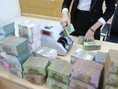 Thống đốc Ngân hàng Nhà nước khẳng định kiểm soát chặt tín dụng vào các lĩnh vực tiềm ẩn rủi ro. 