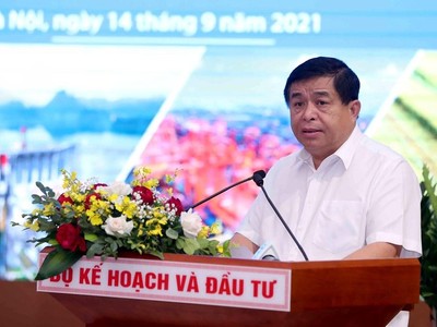 Bộ trưởng Bộ Kế hoạch và Đầu tư Nguyễn Chí Dũng chủ trì Hội nghị sáng 14/9