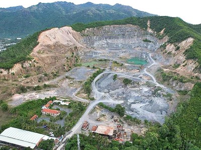 Nhiều doanh nghiệp khoáng sản ở Lâm Đồng khai thác vượt công suất được cấp phép