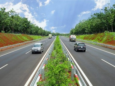 Tuyến cao tốc Tp.HCM – Thủ Dầu Một – Chơn Thành sẽ được xây dựng từ 64 -6 làn xe trong giai đoạn 1.