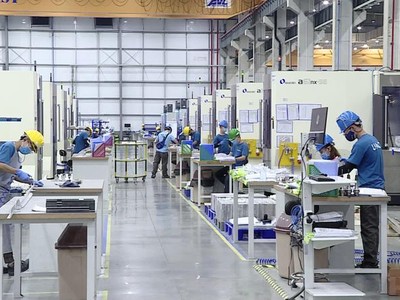 Đà Nẵng đang bàn các giải pháp cho lộ trình khôi phục hoạt động sản xuất, kinh doanh trong trạng thái bình thường mới. Trong đó, quan tâm nhiều hơn đến doanh nghiệp nhỏ và vừa. Ảnh minh họa