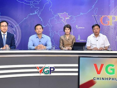 Lãnh đạo các bộ ngành, địa phương đều khẳng định tinh thần sẵn sàng đoàn kết, chia sẻ khó khăn để cùng vượt qua tác động của đại dịch Covid-19, tiếp tục phát triển mạnh mẽ trong thời gian tới. (Ảnh: Nhật Bắc)