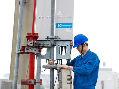 Việc đấu giá băng tần 4G, 5G được các nhà mạng Việt Nam đặc biệt quan tâm.