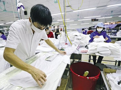 Dệt may là một trong những ngành tích cực ứng dụng chuyển đổi số để nâng cao năng suất, chất lượng sản phẩm. Ảnh: Đức Thanh