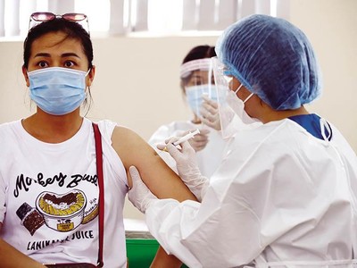 Tự chủ vắc-xin được xem là một chiến lược quan trọng để phục hồi, phát triển kinh tế bền vững. Ảnh: Đức Thanh