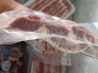 Nhằm bảo đảm an toàn sức khỏe người tiêu dùng, các ngành chức năng cần kiểm soát chặt chẽ các loại thực phẩm nhập khẩu.