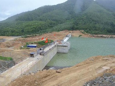 Hồ chứa nước Lỗ Chài trong Khu Nông nghiệp ứng dụng công nghệ cao Phú Yên