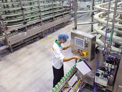 Cần sớm xây dựng các giải pháp tổng thể kích thích nền kinh tế, không để các động lực tăng trưởng trong dài hạn bị suy giảm.