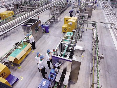 Bị ảnh hưởng nặng nề bởi Covid-19, nhưng Việt Nam vẫn lọt Top 20 quốc gia thu hút FDI nhiều nhất thế giới. Ảnh: Đ.T