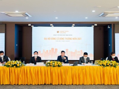 Ban chủ tọa ĐHĐCĐ Thường niên 2021 của HTN