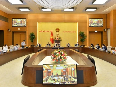 Khi nền kinh tế đang trong giai đoạn khó khăn, cần tìm điểm tăng trưởng để kích hoạt, thì cơ chế đặc thù cho các địa phương cũng cần được nhìn nhận ở vai trò cải cách, tiên phong