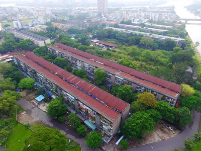 Hai lô chung cư IV và VI của cư xá Thanh Đa sắp được xây mới. Ảnh: Lê Toàn