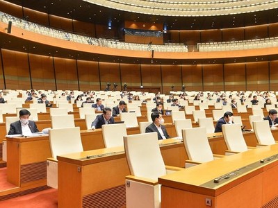 Một phiên họp trực tuyến tại kỳ họp thứ hai, Quốc hội khoá XV.