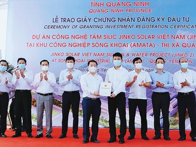 Trong năm 2021, Jinko Sola đã đầu tư liên tiếp 2 dự án vào Khu công nghiệp Sông Khoai, với tổng vốn hơn 865 triệu USD.