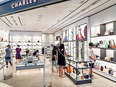 Nhu cầu mua sắm tại các trung tâm thương mại của người tiêu dùng dần hồi phục khi tình hình dịch bệnh được kiểm soát tốt hơn.