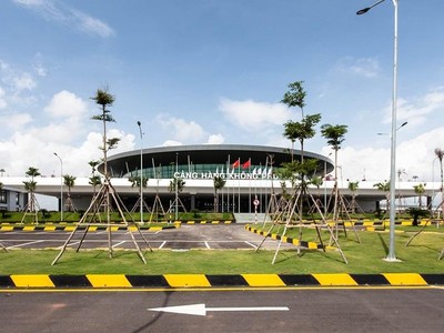 Tỉnh Bình Định quy hoạch vùng huyện Phù Cát đến năm 2040 trở thành vùng trọng điểm phát triển du lịch của tỉnh Bình Định, là trung tâm dịch vụ vận tải hàng không, đường bộ quốc gia, đường biển…