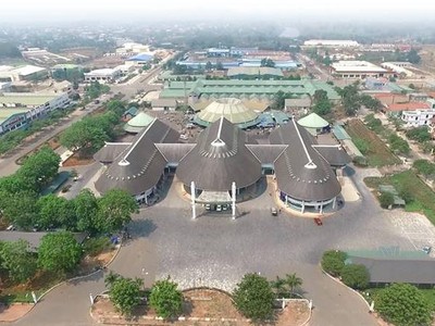 Khu kinh tế thương mại đặc biệt Lao Bảo, huyện Hướng Hóa, tỉnh Quảng Trị.