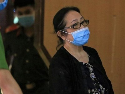 Bị cáo Dương Thị Bạch Diệp trong phiên tòa ngày 18/11