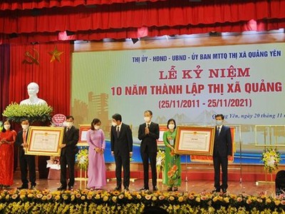 UBND tỉnh Quảng Ninh trao công nhận xã Hiệp Hòa, xã Tiền An đạt chuẩn nông thôn mới nâng cao