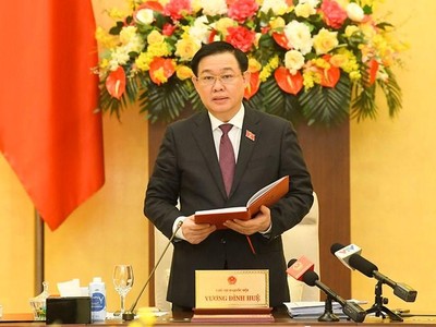 Chủ tịch Quốc hội Vương Đình Huệ.