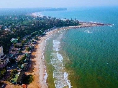 Khu vực bãi tắm Cửa Tùng - Ảnh: Trần Đức Khoa Huân