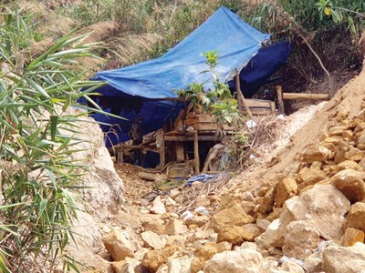 Mỏ vàng Bồng Miêu vẫn đang bị khai thác trái phép