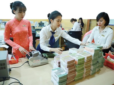 Chủ trương đưa ra các gói cấp bù lãi suất lần này là cần thiết để hỗ trợ nền kinh tế, nhưng phải lựa chọn đúng và trúng đối tượng mới mang lại hiệu quả