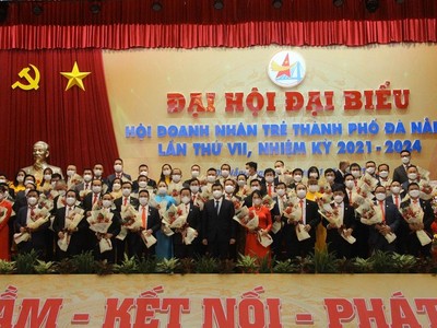 Ra mắt Ban chấp hành Hội Doanh nhân trẻ Đà Nẵng khoá mới.