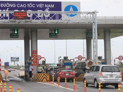 Làn thu phí không dừng tại tuyến cao tốc Cầu Giẽ - Ninh Bình.
