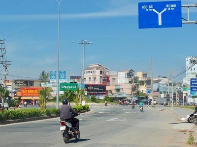 Một đoạn Quốc lộ 22 qua Gò Dầu - Tây Ninh.
