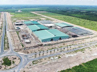 Ngày càng nhiều khu công nghiệp mới được khởi công. Ảnh: Thành Nguyễn