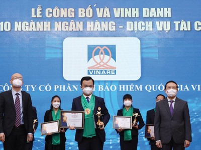 VINARE nhận giải thưởng Top 10 ngành ngân hàng - dịch vụ tài chính tại Lễ công bố và vinh danh Thương hiệu mạnh Việt Nam 2020 - 2021