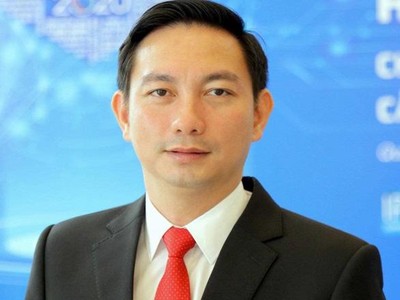 Ông Lê Hùng Sơn, Bí thư Huyện uỷ, Chủ tịch Uỷ ban nhân dân huyện Cô Tô, tỉnh Quảng Ninh.